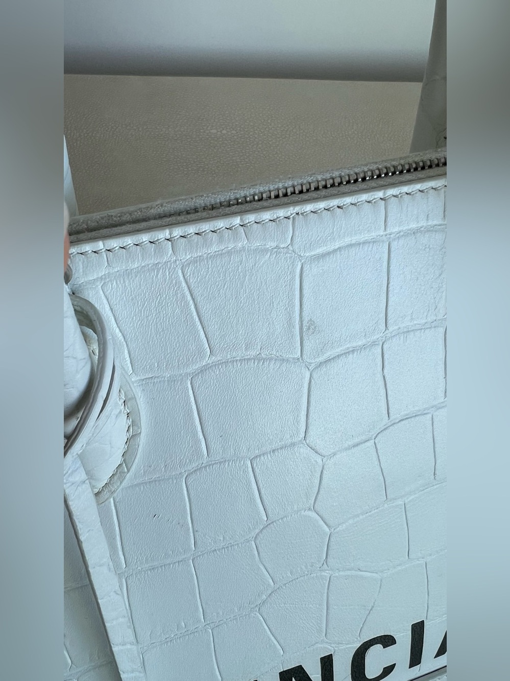Balenciaga White ville top handle bag with Black Logo - Picture 3 of 16